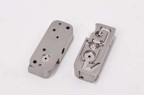 Precision Plastic Injection Molding Automotive Injection Mold Precision Injection Molding