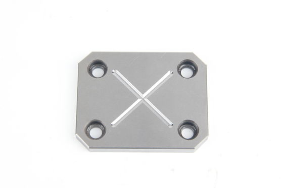 射出成形Xのためのプラスチック部分の設計は摩耗の版を形づけた